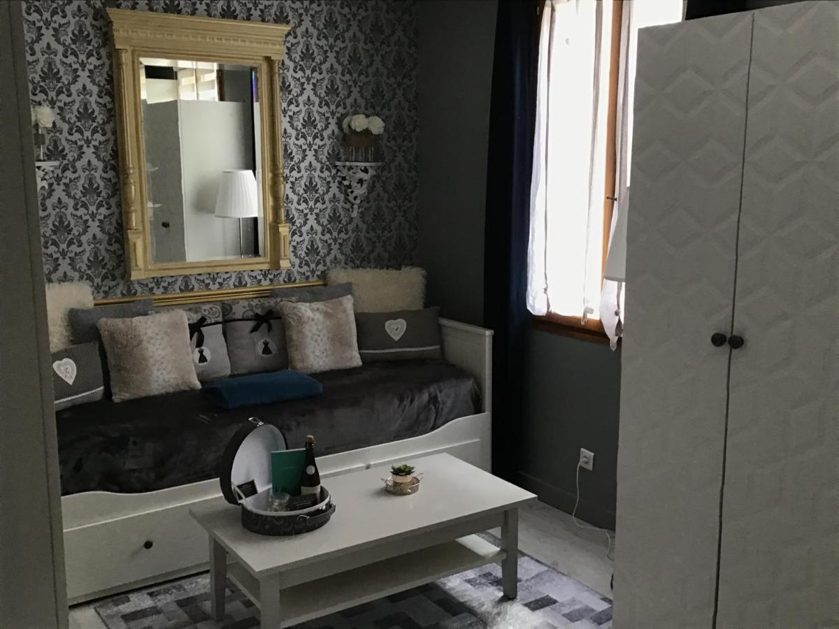 Appartement Medicis Avec Garage Honfleur Exterior foto